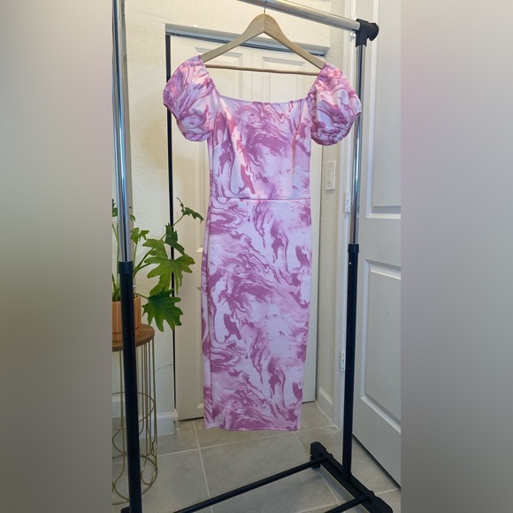 Pink pattern slip on dress - Picture 4 of 5